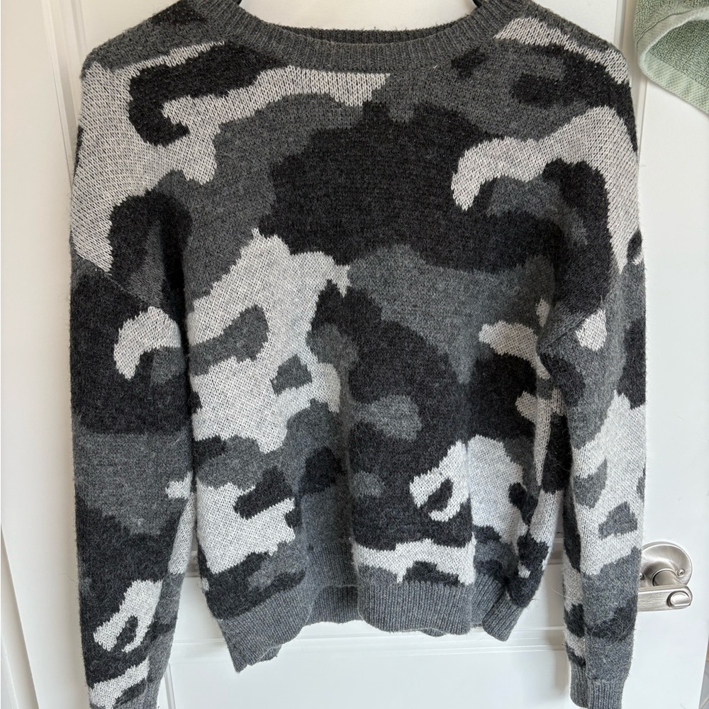 Lucky Brand Gray and Black Crew Neck Sweater